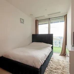 canary-luxe-apartment.brighton-hotels-england.com/